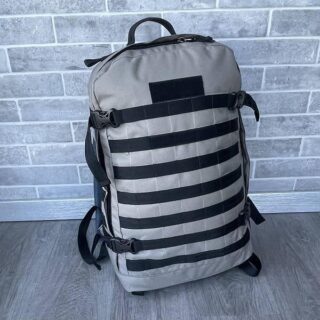 Тактичний штурмовий рюкзак 32л з виведенням гідросистеми Сірий