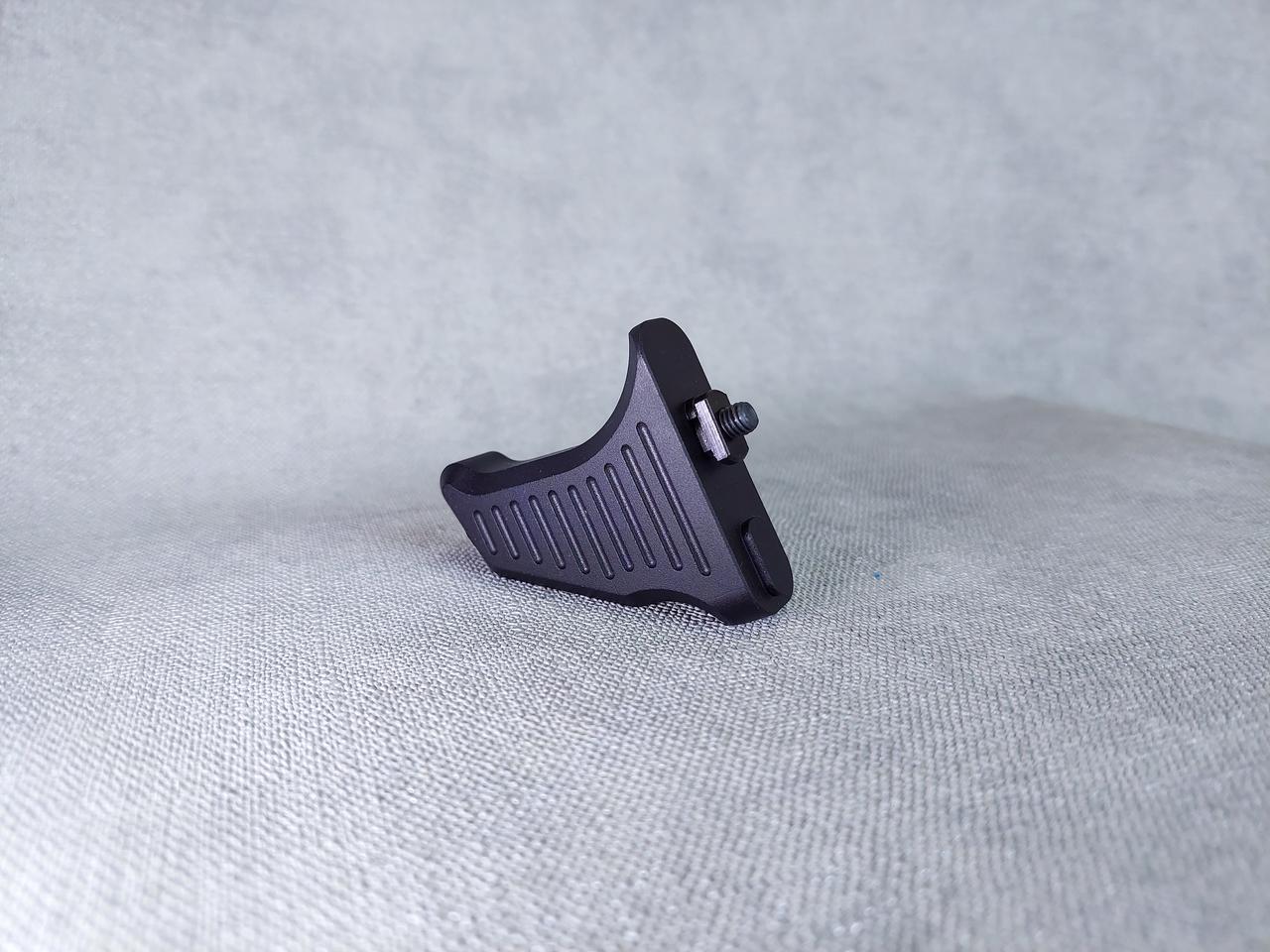 Комплект ручка з інтерфейсом M-LOK + упор під палець - Зображення 2